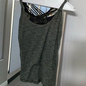 Lululemon tank with attached bra